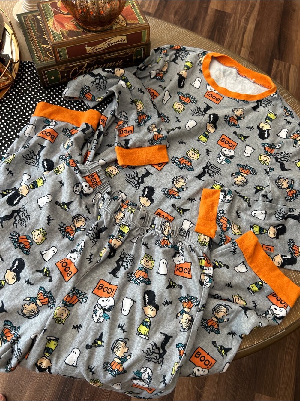 Adult Peanuts Snoopy Charlie Brown Great Pumpkin Halloween Holiday Pajama Set